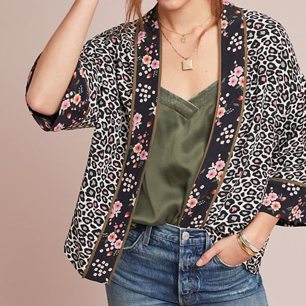 {Anthropologie} Leopard Print Cropped Kimono